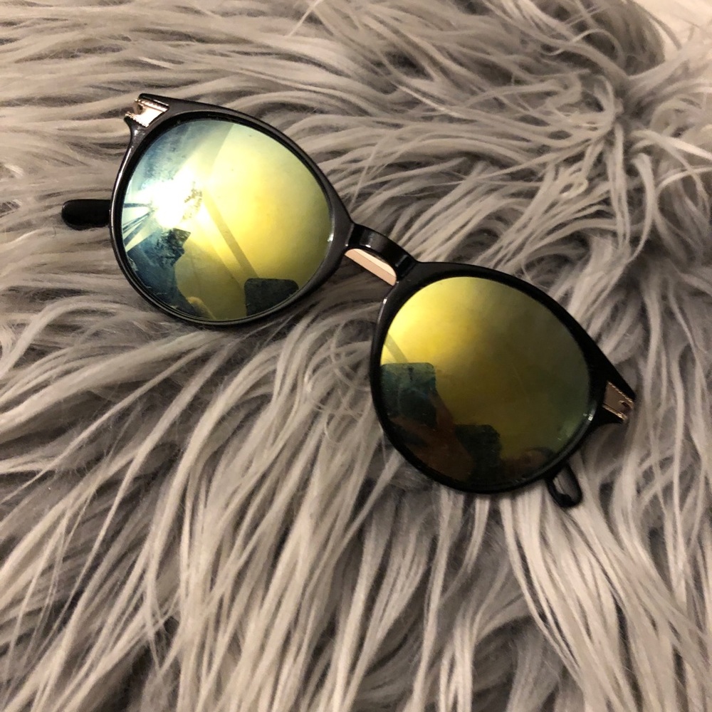 Sunglasses 🕶